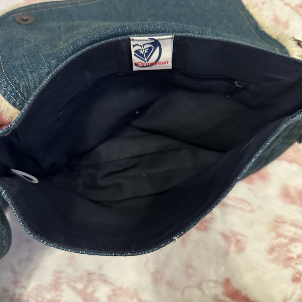 Vintage Y2K ROXY Denim Shoulder Bag with Faux Fur Trim - Picture 7 of 10